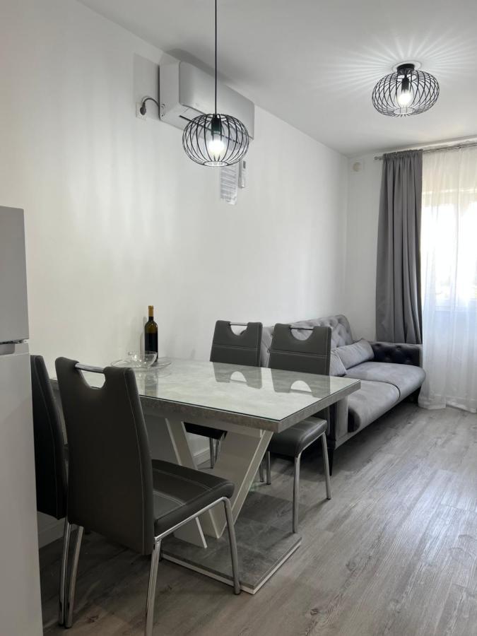 Apartmani M&L Медулин Екстериор снимка